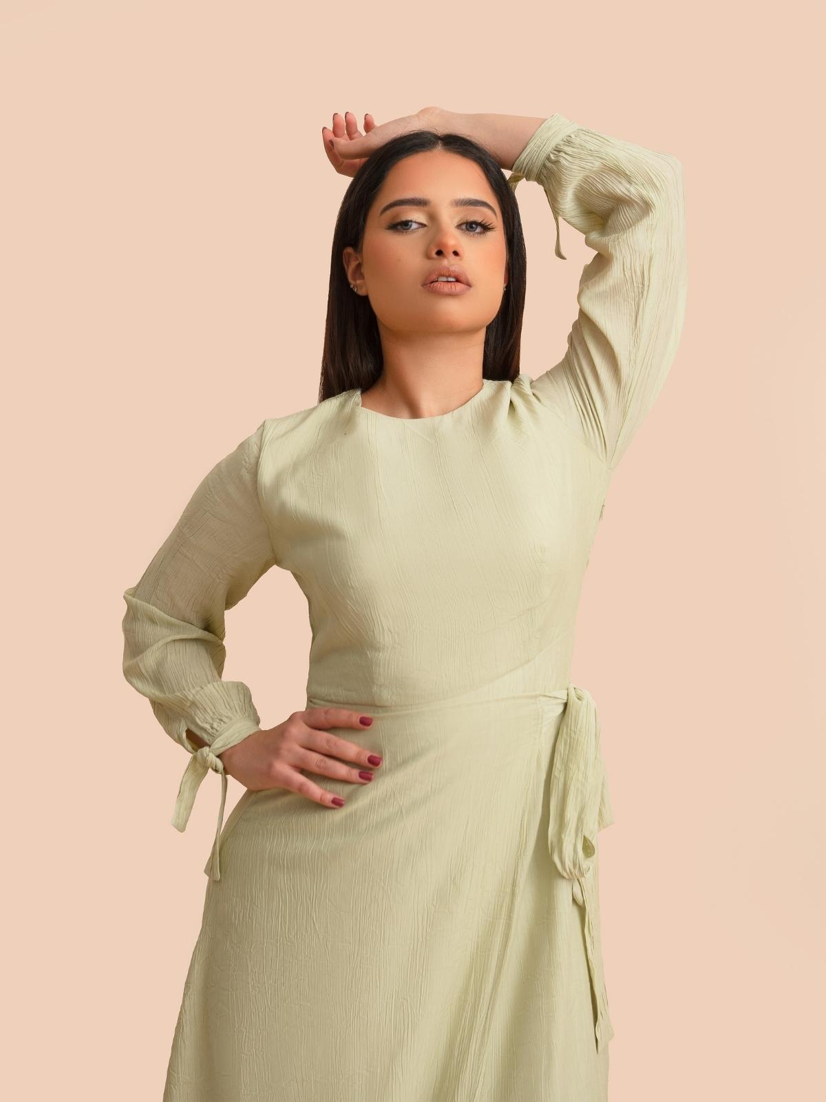 Umairah Modest Maxi Dress with Sleeves - Green Large Umairah Modest Maxi Dress with Sleeves - Green Large