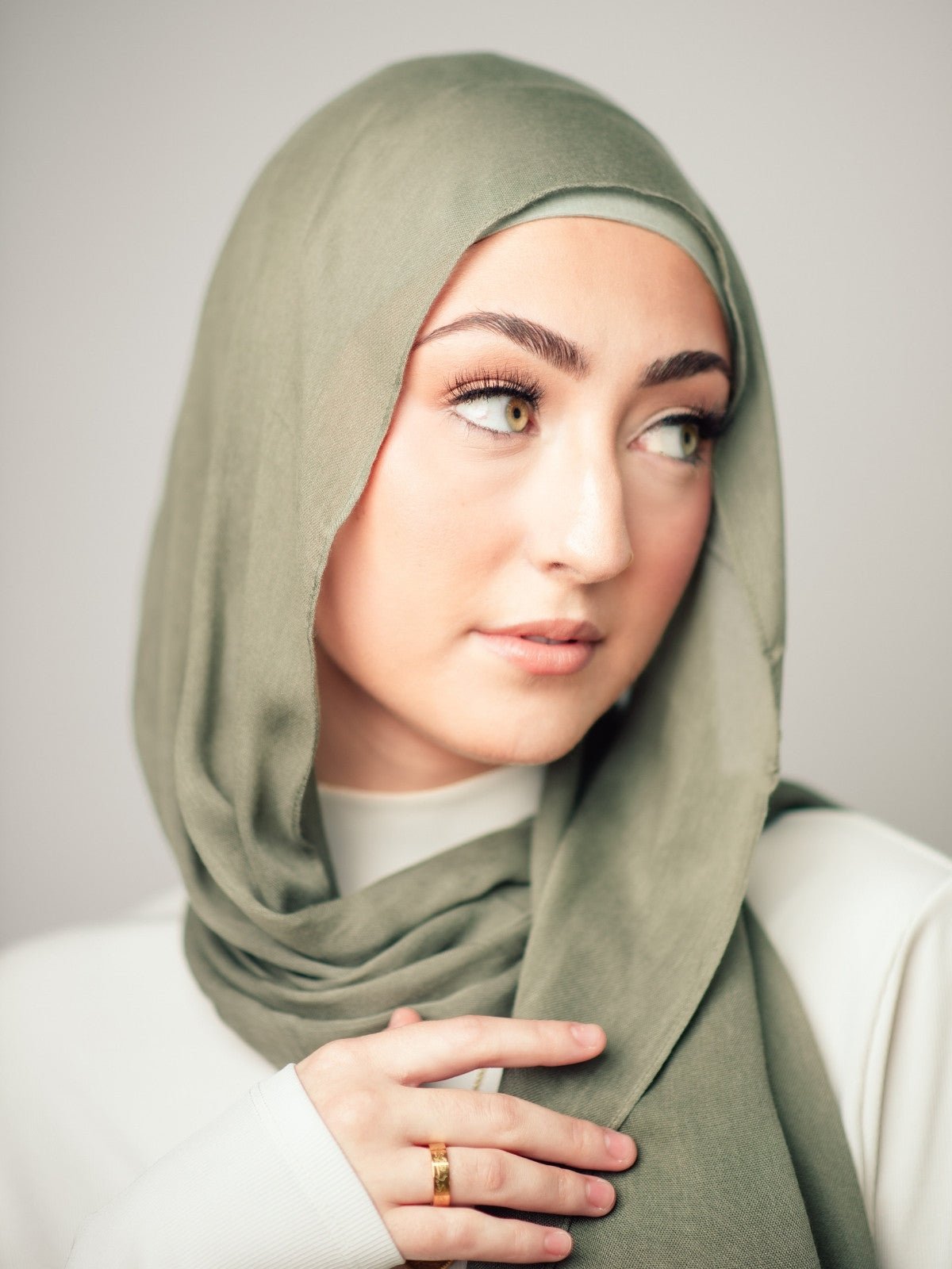 Bamboo Modal Hijab - Emerald - LuxHijabs